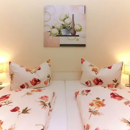 Reimann Apartment *